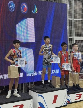 ������������ �� �����-������� ������, ����������� 80-����� ������������ ������� ����� ����� ����������, ������ � �����-��������