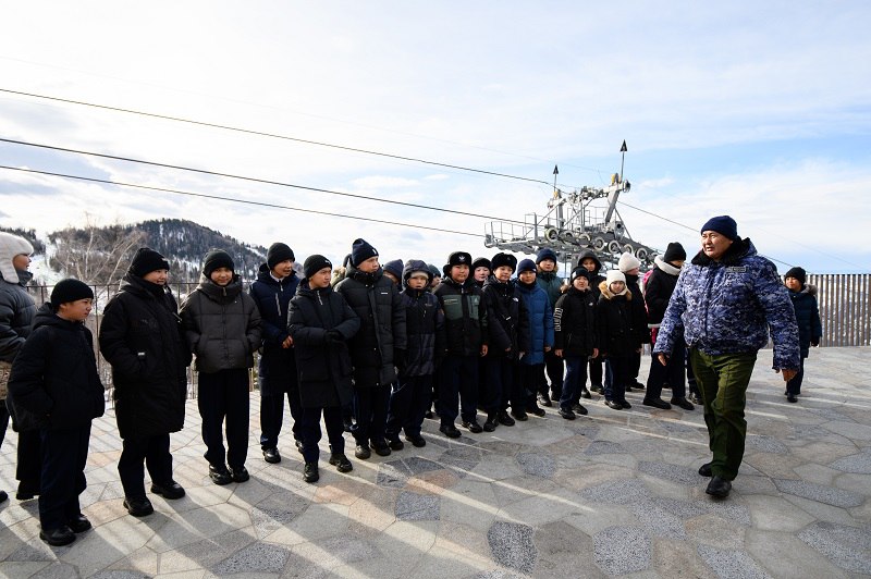 Юные патриоты из Кош-Агача побывали на курорте «Манжерок» Юные патриоты из Кош-Агача побывали на курорте «Манжерок»