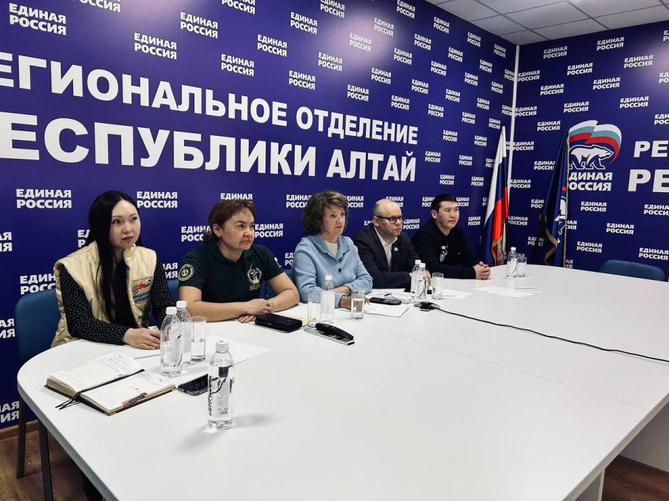 Единая Россия запустила цикл лекций по финансовой грамотности для семей участников СВО, многодетных, пенсионеров и инвалидов - «Финансовая опора для семей Героев»