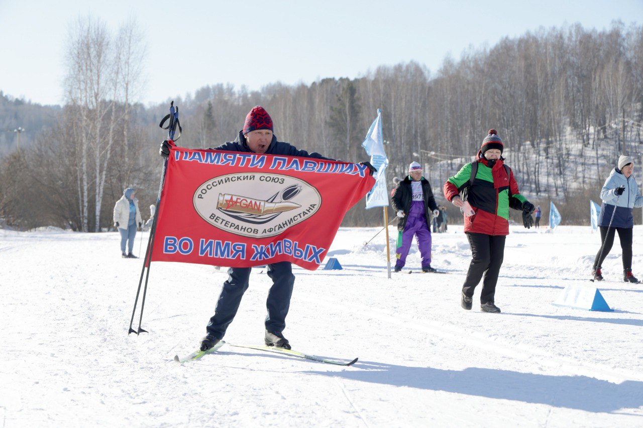 Сотни лыжников, море улыбок и снежная сказка: Горно-Алтайск на Лыжне России! Сотни лыжников, море улыбок и снежная сказка: Горно-Алтайск на Лыжне России!