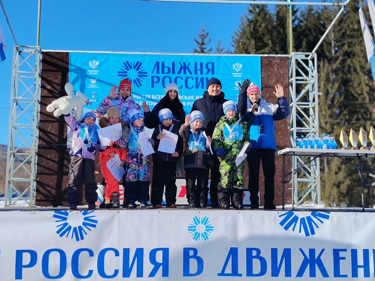 В Горно-Алтайске состоялась массовая гонка «Лыжня России» В Горно-Алтайске состоялась массовая гонка «Лыжня России»