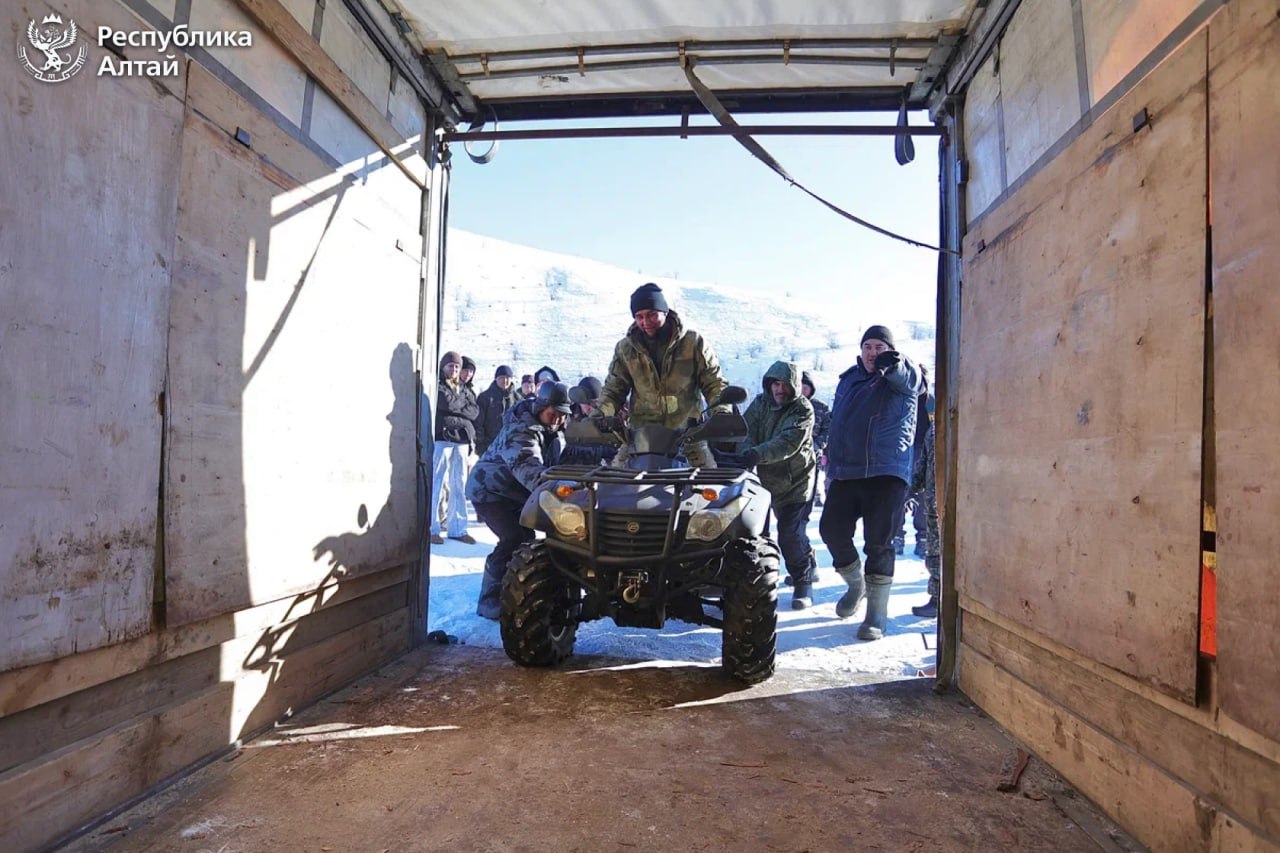 Очередной гуманитарный конвой в зону специальной военной операции отправился из Республики Алтай Очередной гуманитарный конвой в зону специальной военной операции отправился из Республики Алтай