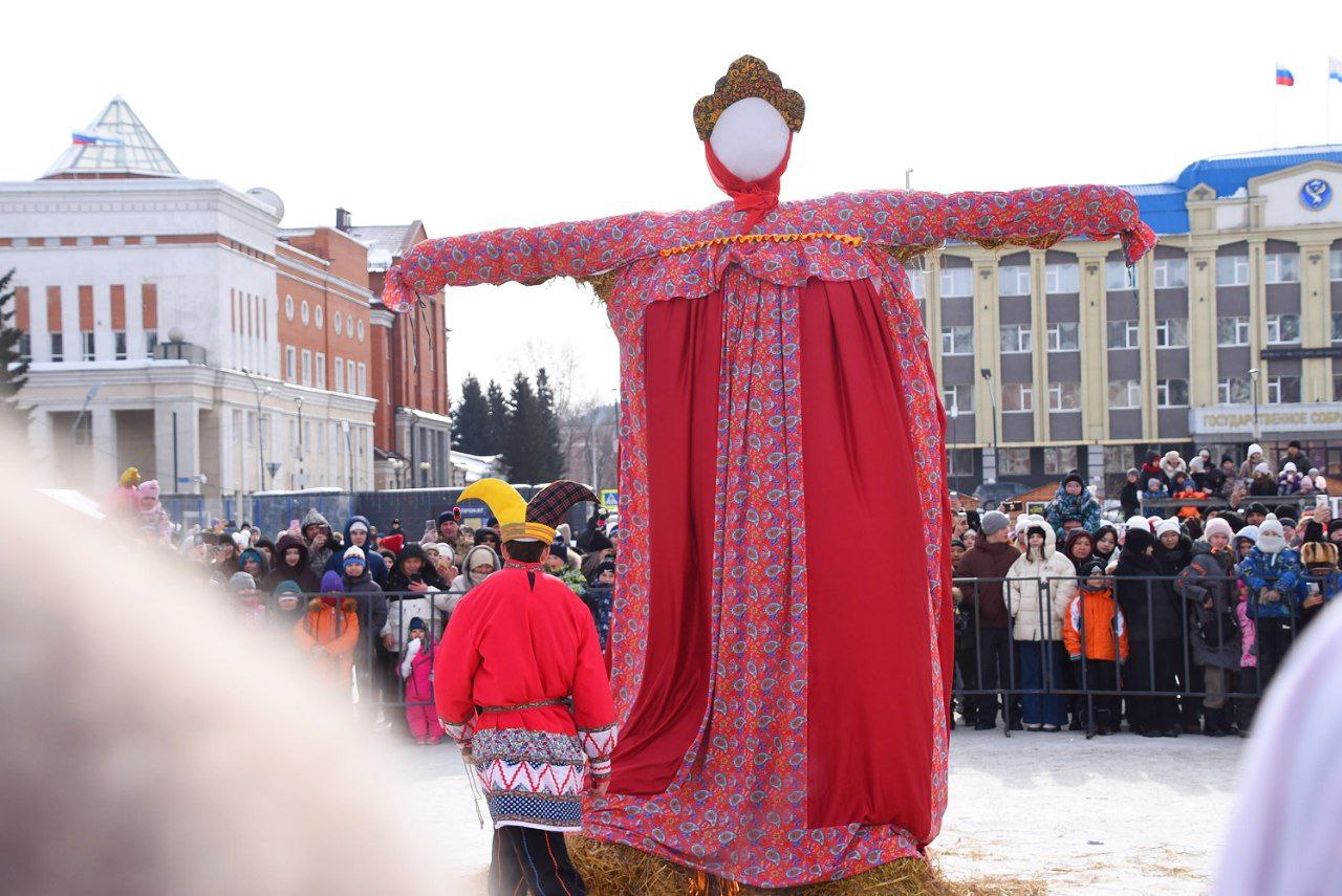 Ольга Сафронова: С праздником, с Масленицей, дорогие жители и гости Горно-Алтайска! Ольга Сафронова: С праздником, с Масленицей, дорогие жители и гости Горно-Алтайска!