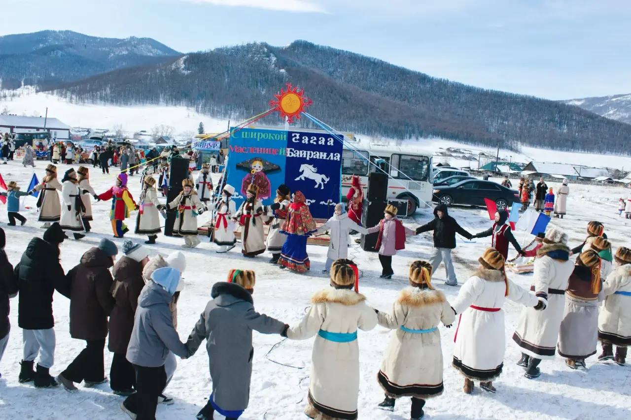 22 февраля в Усть-Канском районе в селе Верх-Ануй торжественно отметили Чагаа-Байрам и Масленицу! 22 февраля в Усть-Канском районе в селе Верх-Ануй торжественно отметили Чагаа-Байрам и Масленицу!