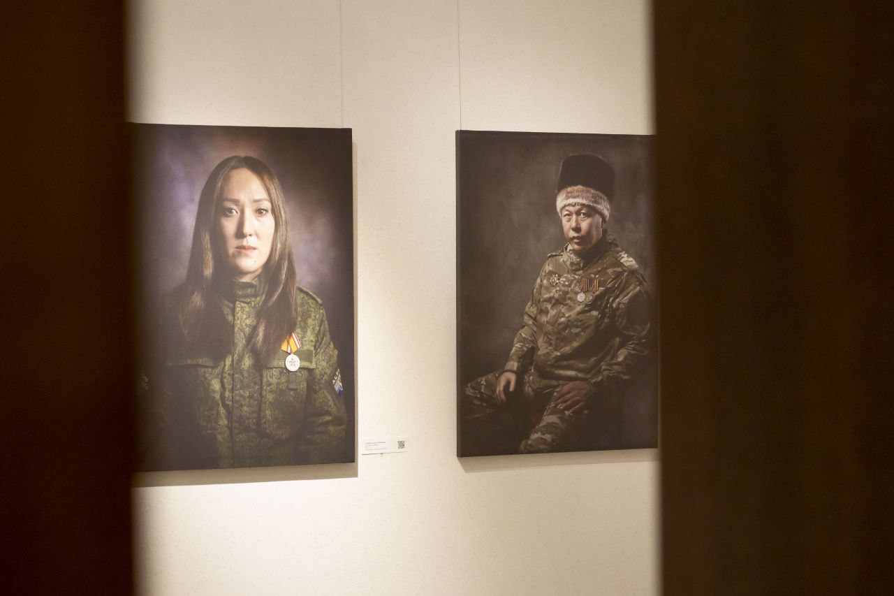 «Герои нашего времени» - выставка с таким названием открылась сегодня в Национальном музее им. А.В. Анохина «Герои нашего времени» - выставка с таким названием открылась сегодня в Национальном музее им. А.В. Анохина