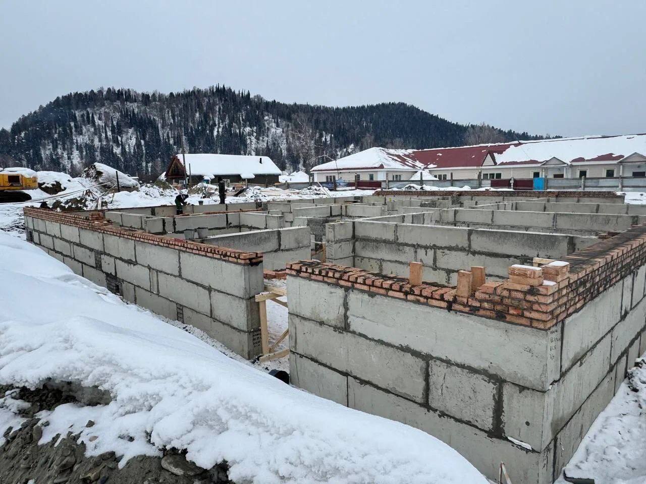 На контроле прокуратуры Чойского района реализация национального проекта «Семья»