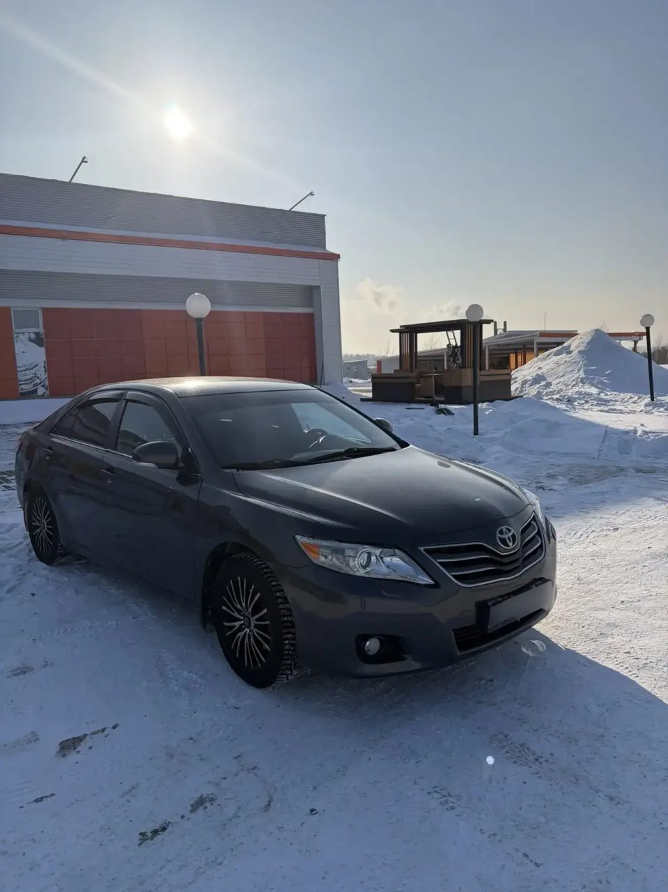 Житель Горно-Алтайска украл выплаты за погибшего отца у несовершеннолетнего пасынка и купил себе машину, алкоголь и пожрать