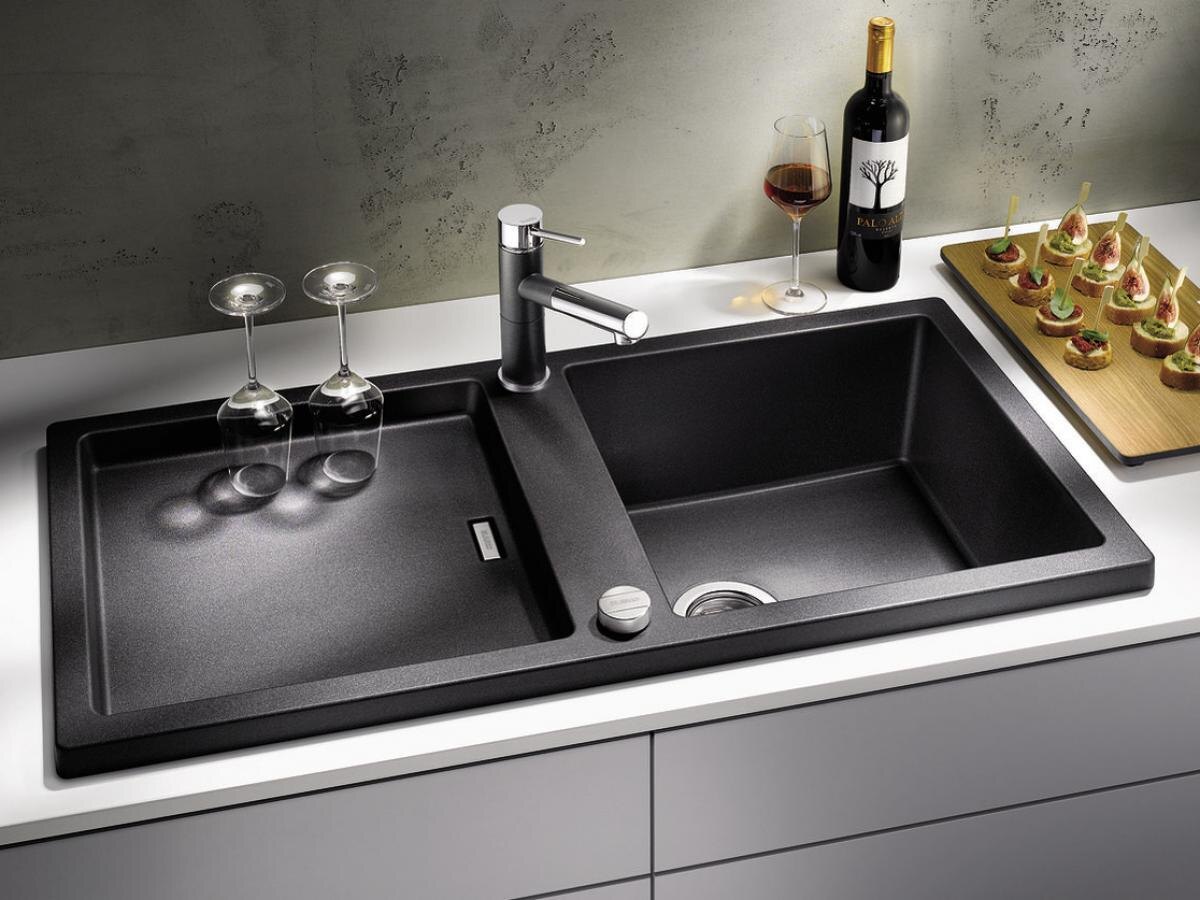 Как оливковое масло помогает сохранить блеск черных раковин