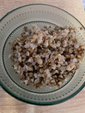 Простая диета для кормящих мам: как гречка стала основой рациона