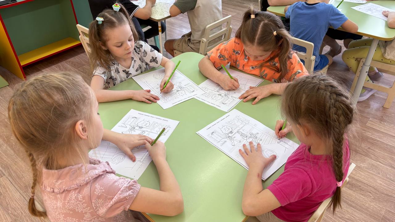 Сотрудник Госавтоинспекции посетила д/с «Олененок» Сотрудник Госавтоинспекции посетила д/с «Олененок»