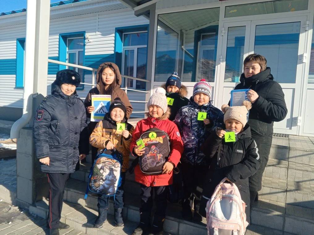 Сделай так, чтобы тебя было видно! Акция «Засветись» прошла в Шашикманской школе