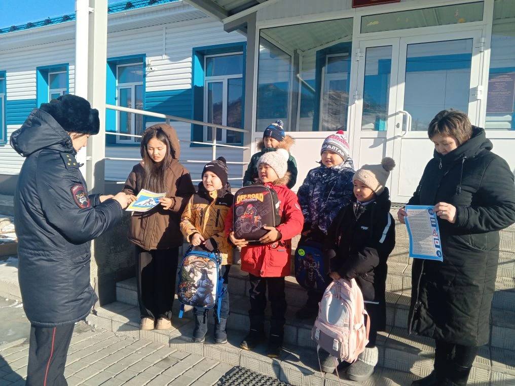 Сделай так, чтобы тебя было видно! Акция «Засветись» прошла в Шашикманской школе Сделай так, чтобы тебя было видно! Акция «Засветись» прошла в Шашикманской школе