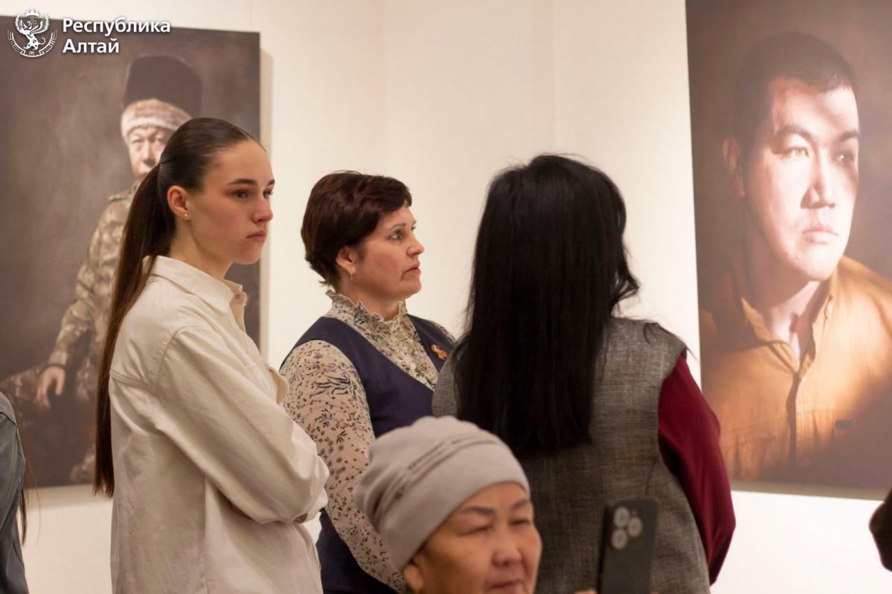 «День с Главой» провели активисты Движения Первых в Горно-Алтайске и Улаганском районе «День с Главой» провели активисты Движения Первых в Горно-Алтайске и Улаганском районе