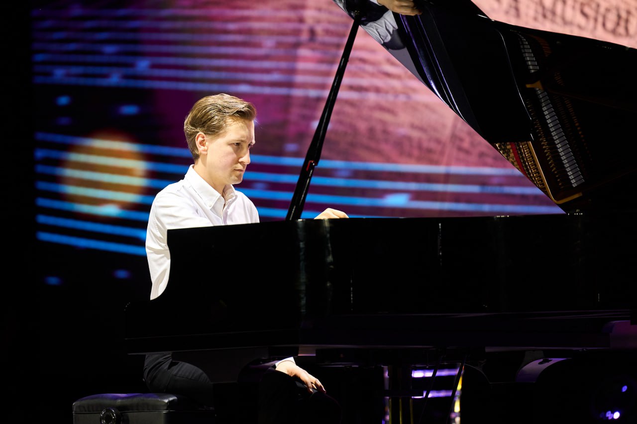 Министр культуры Ольга Любимова приняла участие в открытии «Русских сезонов» на Пхукете Министр культуры Ольга Любимова приняла участие в открытии «Русских сезонов» на Пхукете