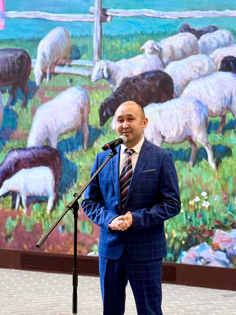 В Национальном музее открылась персональная выставка Игоря Катонова В Национальном музее открылась персональная выставка Игоря Катонова