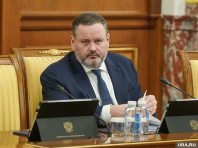 Министр труда против отмены соцвыплат ради жилья для семей