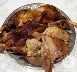 Румяный гусь с яблоками: кулинарный шедевр на вашем столе