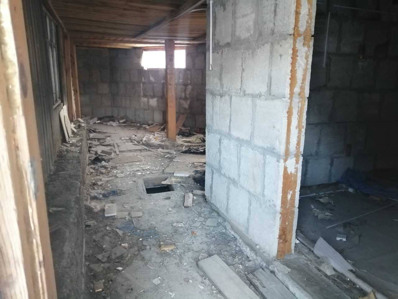 В Чемальском районе через суд заставили закрыть доступ к опасным развалинам бывшей больницы В Чемальском районе через суд заставили закрыть доступ к опасным развалинам бывшей больницы