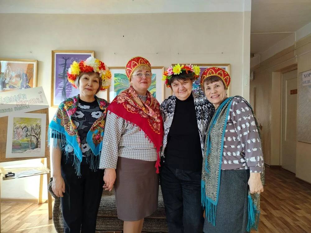 Продолжается приём фотографий с акции «День национального костюма» Продолжается приём фотографий с акции «День национального костюма»