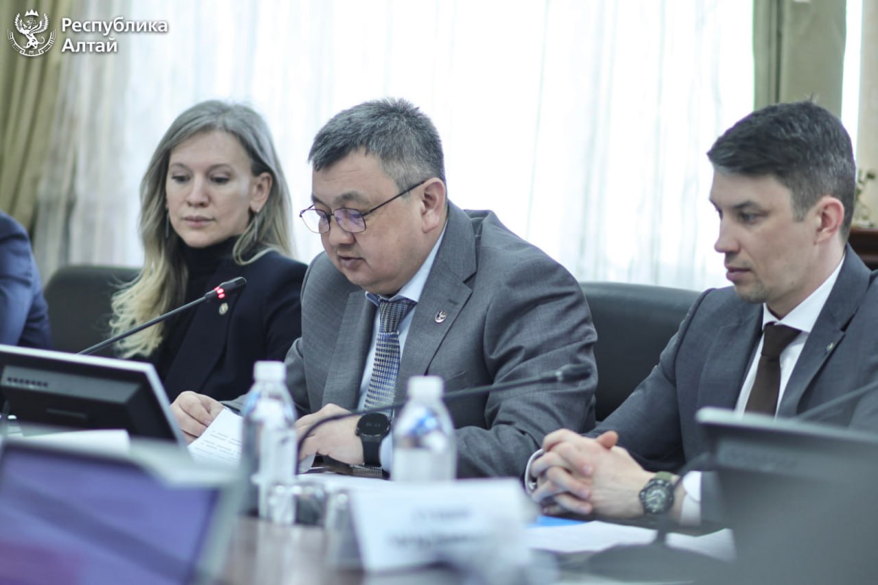 В Республике Алтай подвели итоги работы по противодействию нелегальной занятости В Республике Алтай подвели итоги работы по противодействию нелегальной занятости