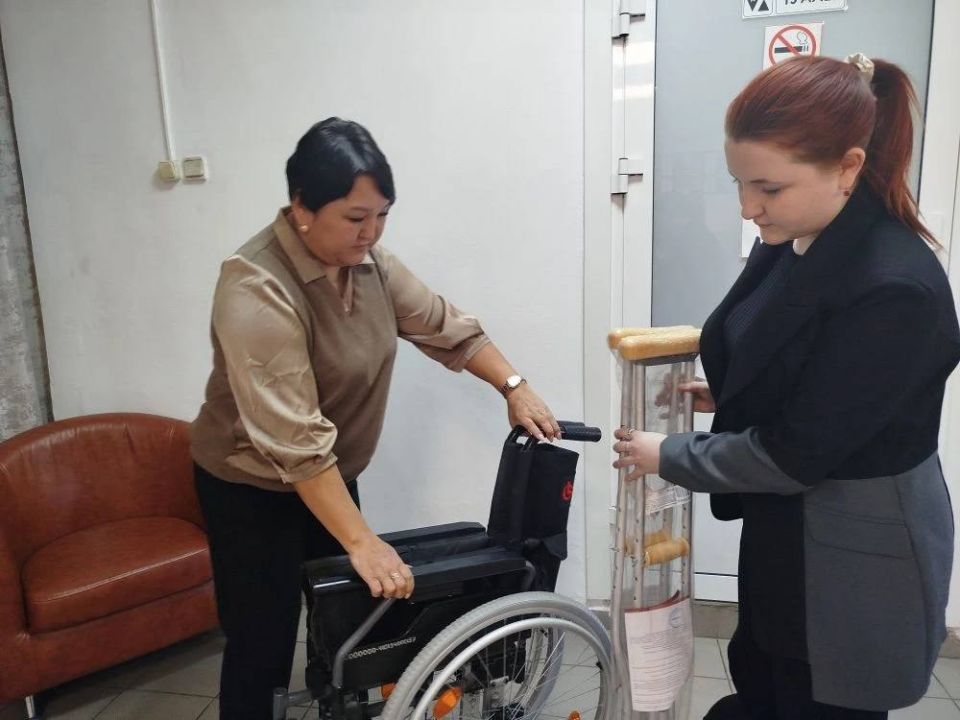 Пункт проката технических средств реабилитации работает при республиканском Комплексном центре социального обслуживания населения, напоминает Минтруда РА