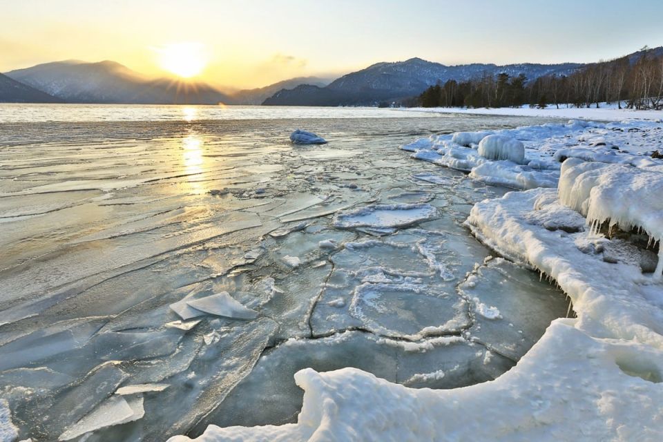 Начало марта на Телецком озере