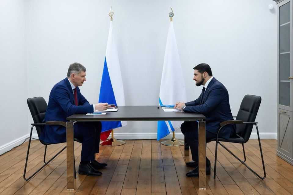 Александр Прокопьев: В ходе встречи с министром экономического развития Российской Федерации Максимом Геннадьевичем Решетниковым обсудили реализацию ИПР, развитие инвестиционных проектов и туристической отрасли, а также меры...
