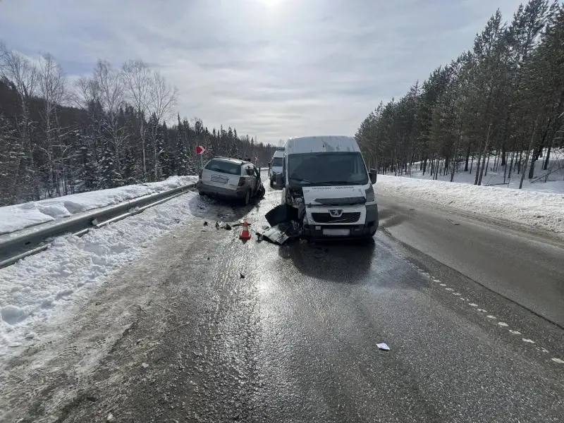 За прошедшие праздничные выходные произошло 2 ДТП, в результате которых пострадали 3 человека За прошедшие праздничные выходные произошло 2 ДТП, в результате которых пострадали 3 человека