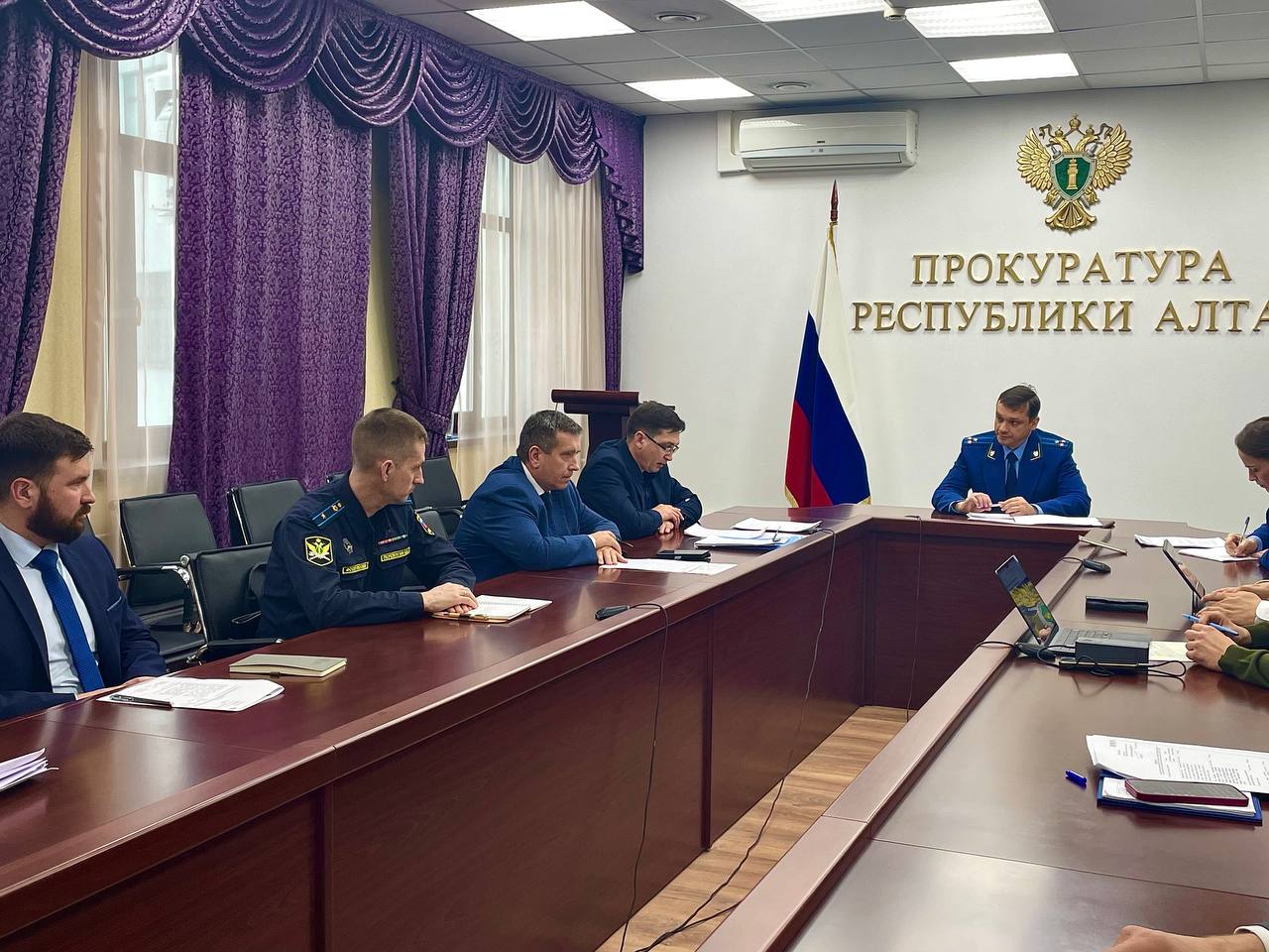 В прокуратуре Республики Алтай проведено заседание межведомственной рабочей группы по вопросам защиты прав предпринимателей В прокуратуре Республики Алтай проведено заседание межведомственной рабочей группы по вопросам защиты прав предпринимателей