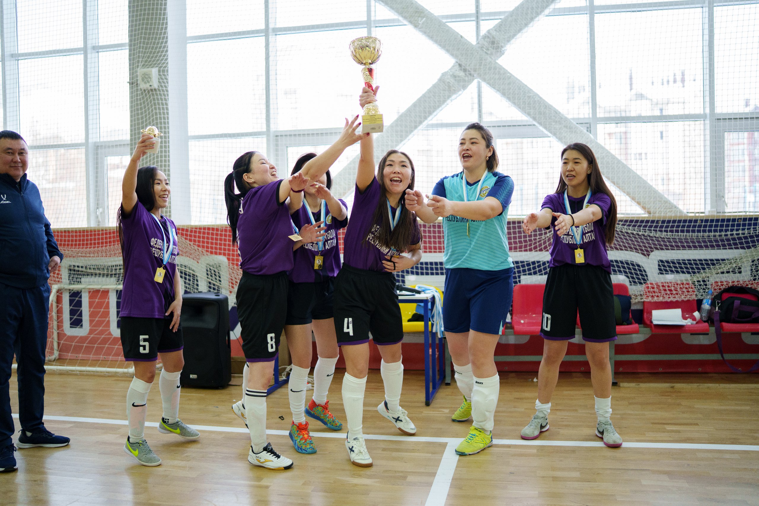 В Горно-Алтайске завершился турнир по футболу, и это было красиво!