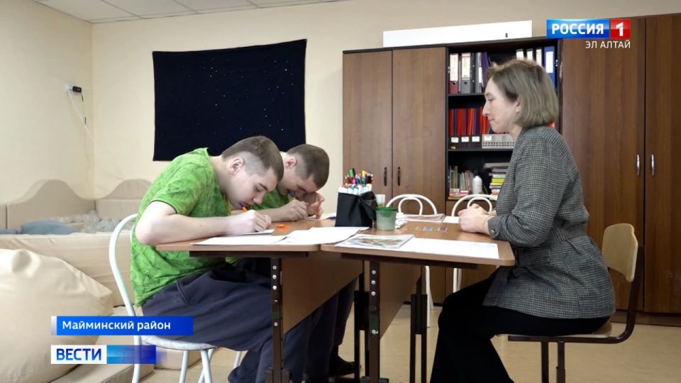 2 ������ � ��������� ���� ��������������� ���������� � �������� �������