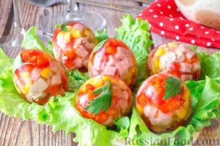 Заливное на праздничном столе