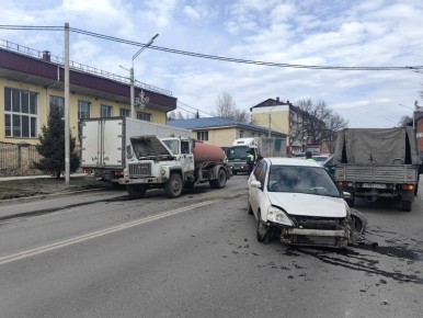 Ассенизатор устроил массовое столкновение на улице Чорос-Гуркина