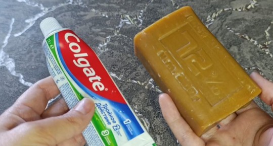 Необычная уборка: как мыло и зубная паста могут преобразить ваш дом