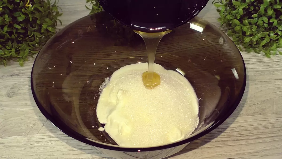 Бюджетные находки на Вайлдберриз: полезные товары и милый рецепт медового пирога