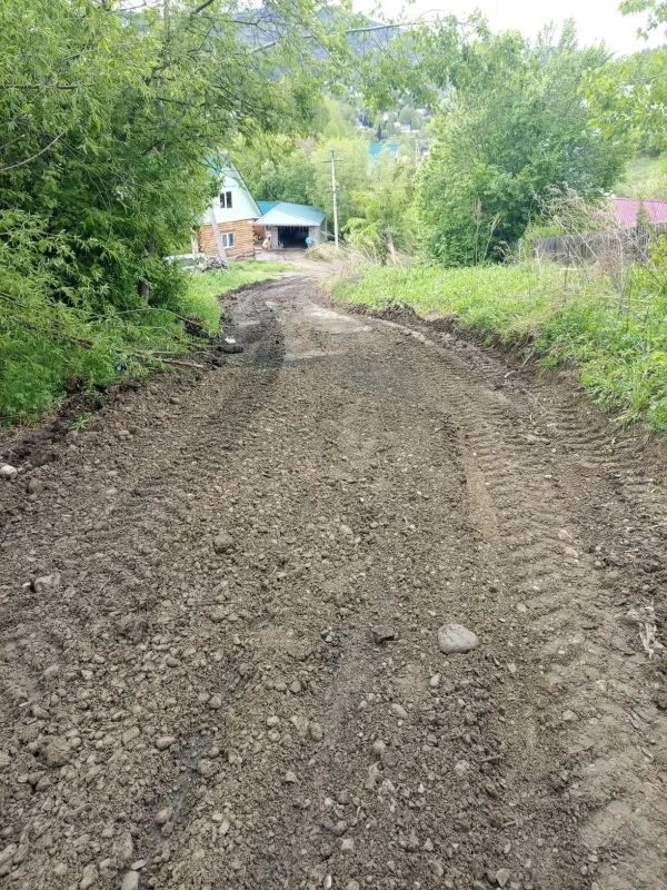Выполняем ремонт дорог в Горно-Алтайске Выполняем ремонт дорог в Горно-Алтайске