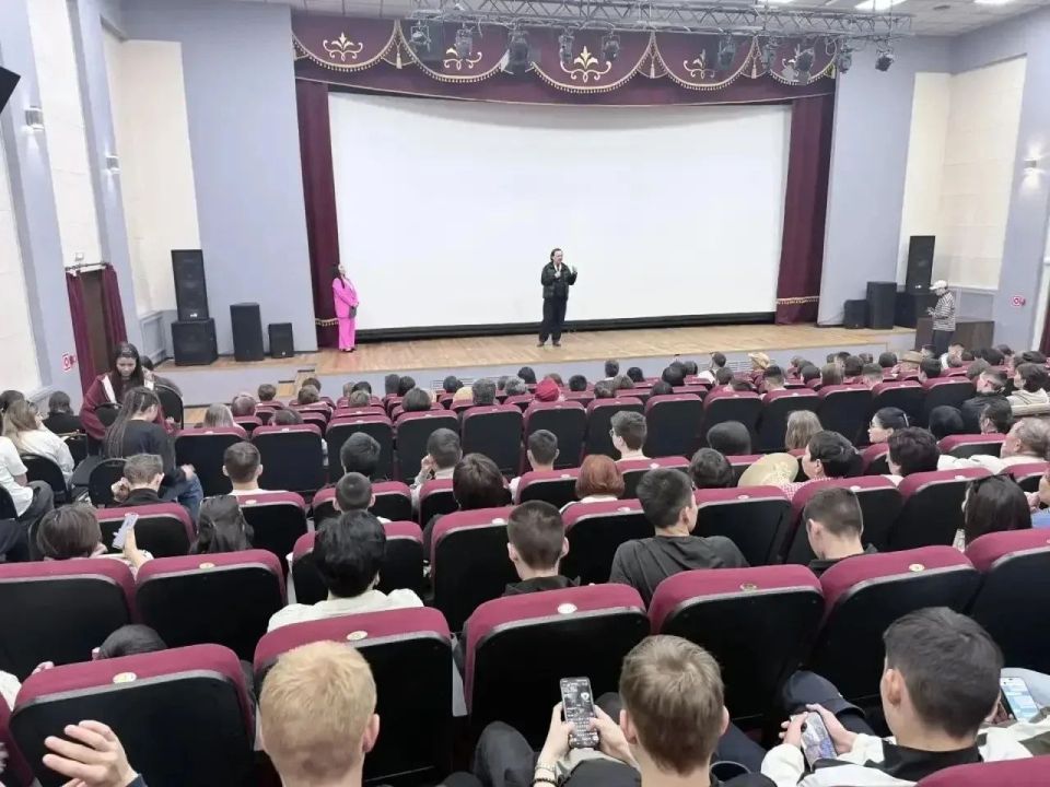 В кинотеатре «Голубой Алтай» прошли показы фильмов якутских режиссёров