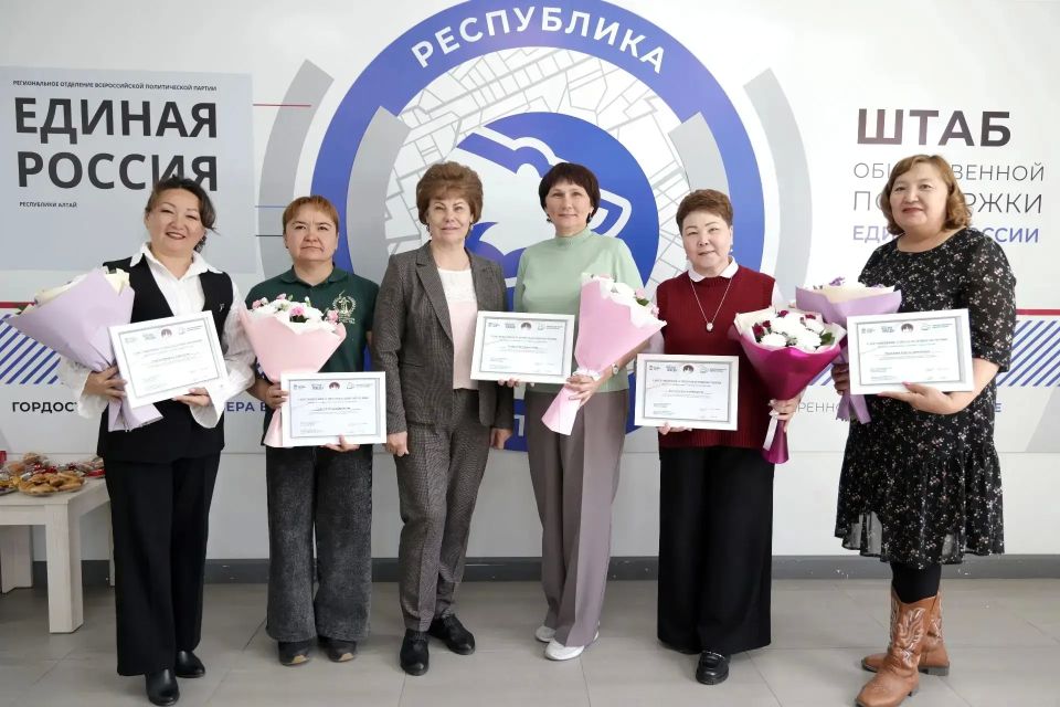 Первый вице-спикер республиканского парламента, координатор регионального партийного проекта «Женское движение Единой России» Татьяна Гигель провела встречу со слушателями второго потока школы поддержки семей участников СВО... Первый вице-спикер республиканского парламента, координатор регионального партийного проекта «Женское движение Единой России» Татьяна Гигель провела встречу со слушателями второго потока школы поддержки семей участников СВО...