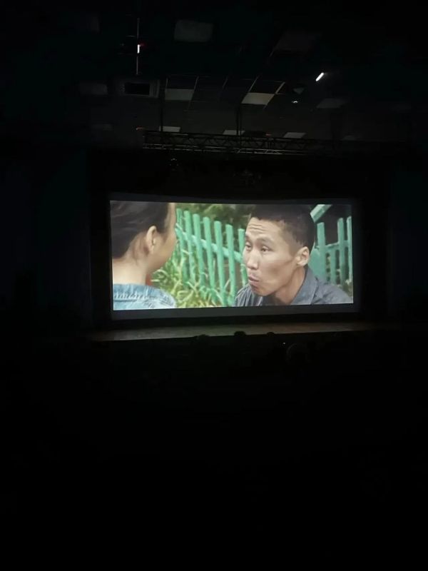 В кинотеатре «Голубой Алтай» прошли показы фильмов якутских режиссёров В кинотеатре «Голубой Алтай» прошли показы фильмов якутских режиссёров