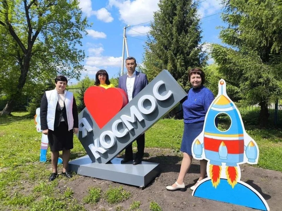 В Горно-Алтайске прошла приёмка пришкольных площадок и лагеря «Космос», сообщили в мэрии В Горно-Алтайске прошла приёмка пришкольных площадок и лагеря «Космос», сообщили в мэрии