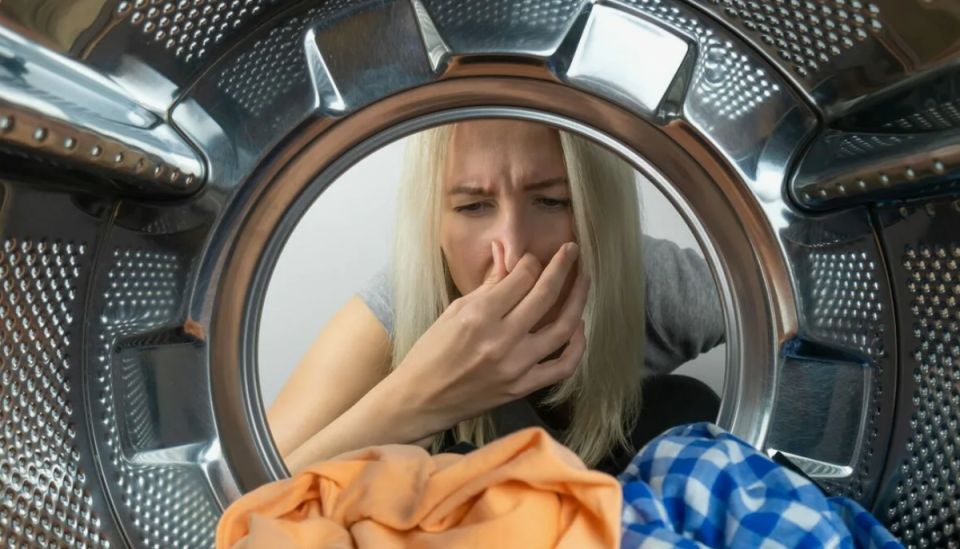 Как избежать неприятных сюрпризов: вещи после стирки всё ещё грязные?