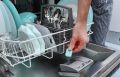Как правильно мыть стеклянную посуду в посудомоечной машине: советы для безупречного блеска