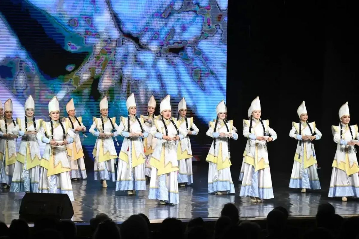 «Наследие Алтая» покажут в рамках фестиваля «Театральный бульвар» в Москве «Наследие Алтая» покажут в рамках фестиваля «Театральный бульвар» в Москве