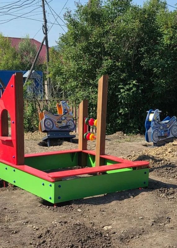 В Сёйкинской школе благоустройство выходит на финишную прямую В Сёйкинской школе благоустройство выходит на финишную прямую