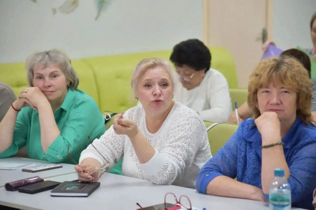 С начала года благодаря нацпроекту 85 педагогов региона освоили передовые технологии С начала года благодаря нацпроекту 85 педагогов региона освоили передовые технологии