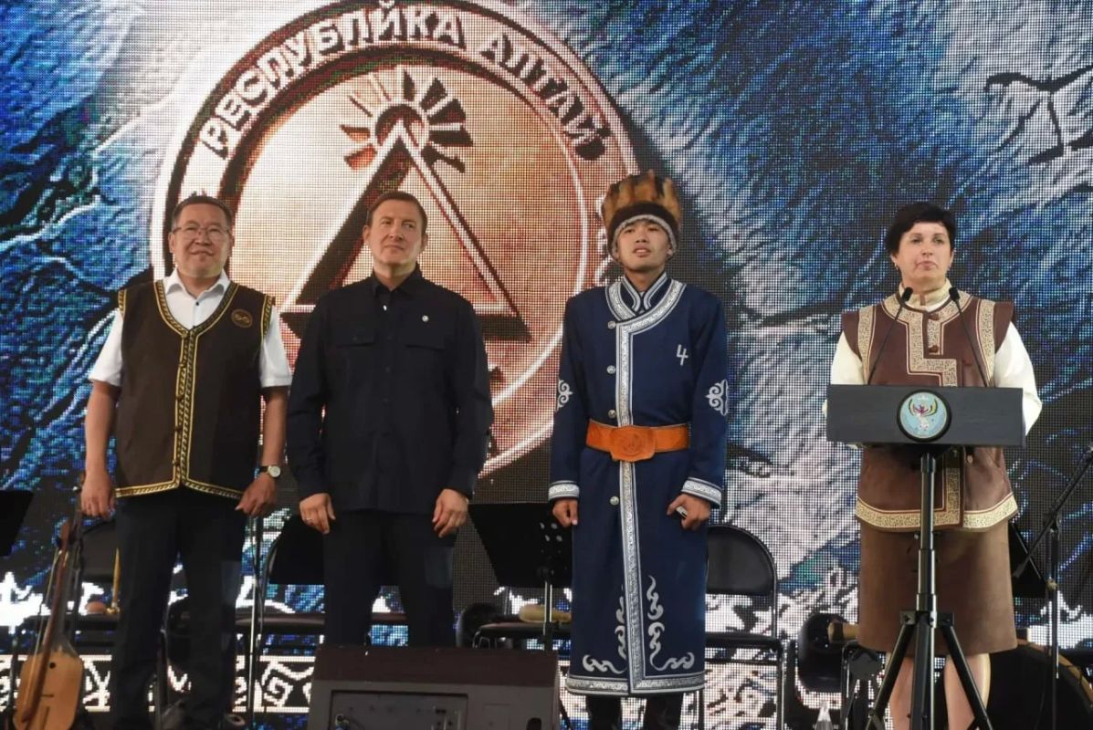 В Горно-Алтайске в эти дни проходит Эл Ойны В Горно-Алтайске в эти дни проходит Эл Ойны