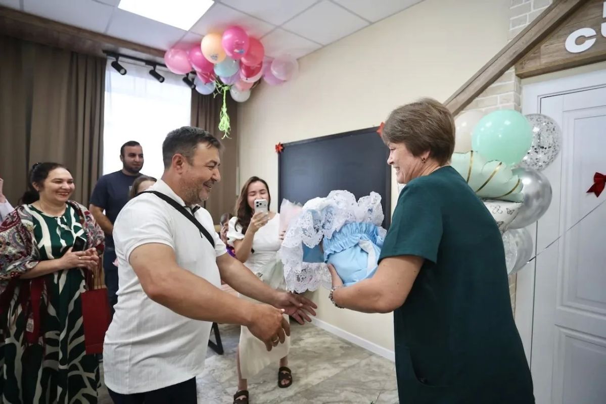 В Перинатальном центре Республики Алтай родился тысячный ребенок с начала года В Перинатальном центре Республики Алтай родился тысячный ребенок с начала года