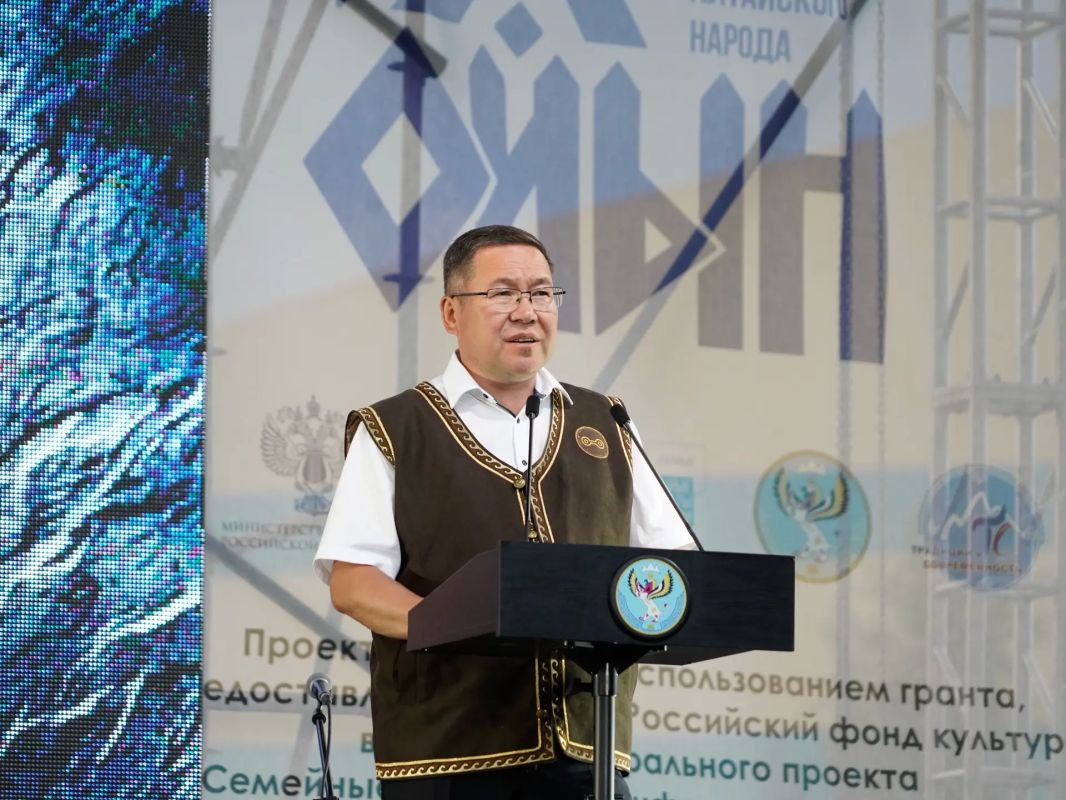 Эл Ойын – главный праздник алтайского народа – проходит в ГорноАлтайске Эл Ойын – главный праздник алтайского народа – проходит в ГорноАлтайске