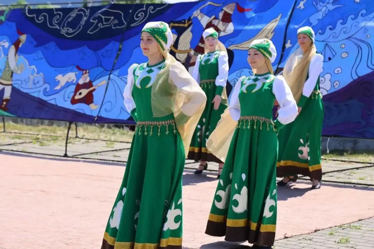 Второй день Эл Ойына радовал гостей насыщенной культурной программой Второй день Эл Ойына радовал гостей насыщенной культурной программой