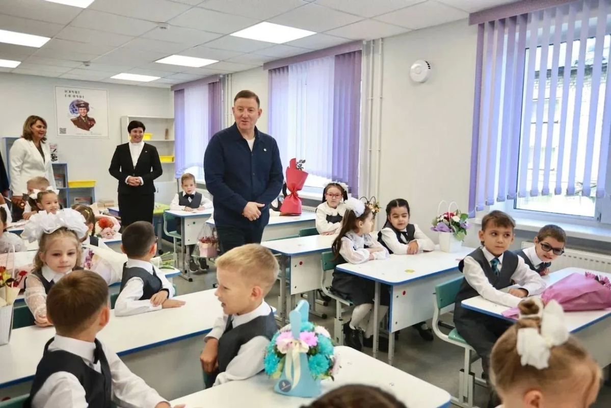 В День знаний в Горно-Алтайске после капитального ремонта открыта начальная школа гимназии №3 В День знаний в Горно-Алтайске после капитального ремонта открыта начальная школа гимназии №3